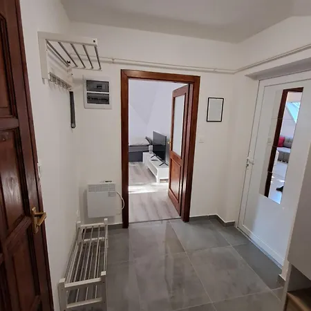 Apartman Joe 2 *